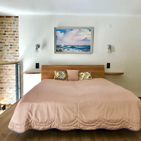Loft Near Old Town Gates