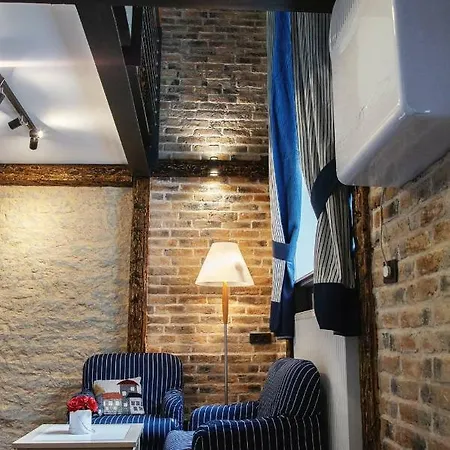 Lejlighed Loft Near Old Town Gates